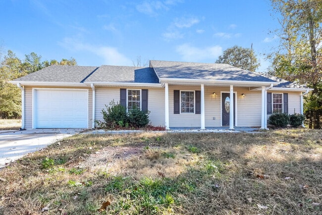 Building Photo - 110 Hunters Keep