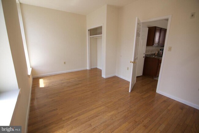 Building Photo - 1522 N 17th St