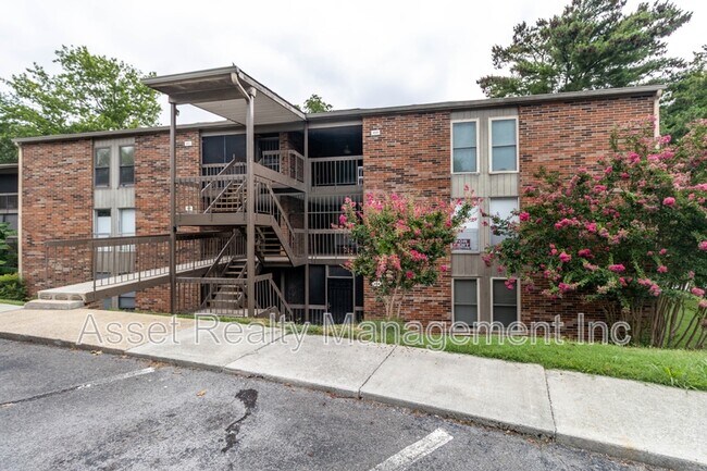 Building Photo - 454 Berlin Dr