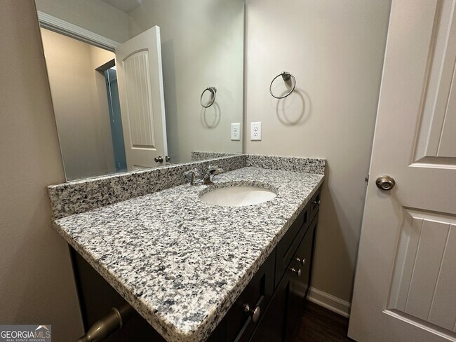 Building Photo - 24 Mill Stream Ct