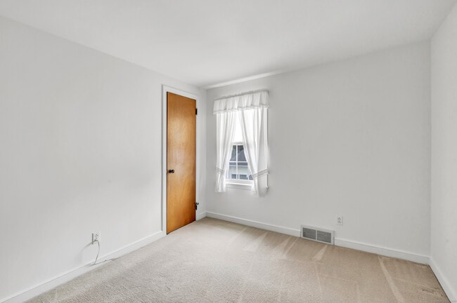 Building Photo - 93 Catherine Terrace