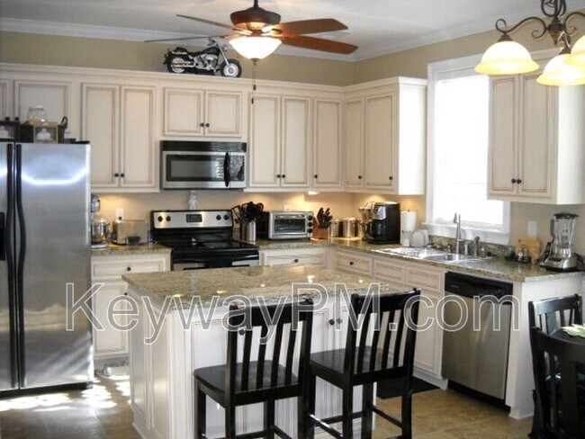 Building Photo - 4839 High Meadows Dr