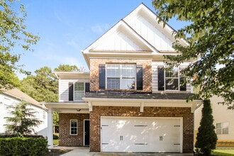 Building Photo - 30 Inverness Ave