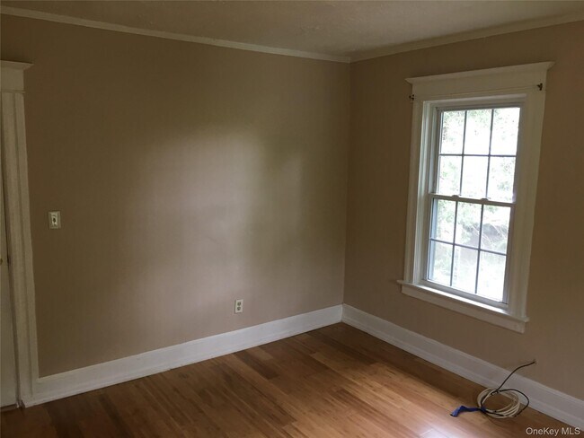 Building Photo - 528 NY-32