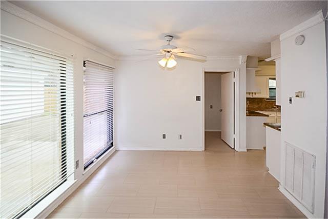 Building Photo - 2814 Field Line Dr