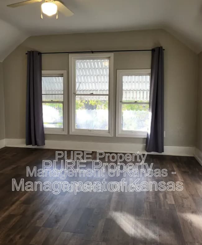 Building Photo - 1620 SW College Ave