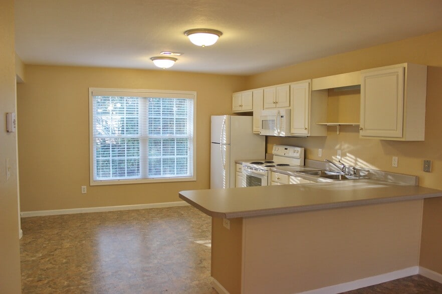 Kitchen - 125a Heatherbrook Ct