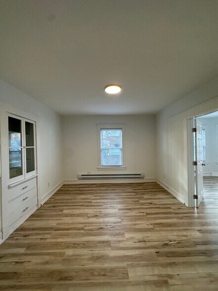 Building Photo - 12 Margerie St