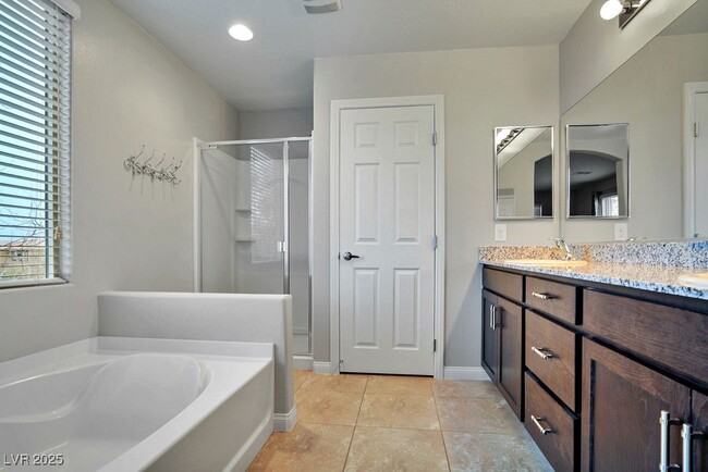 Building Photo - 6624 Salt Pond Bay St