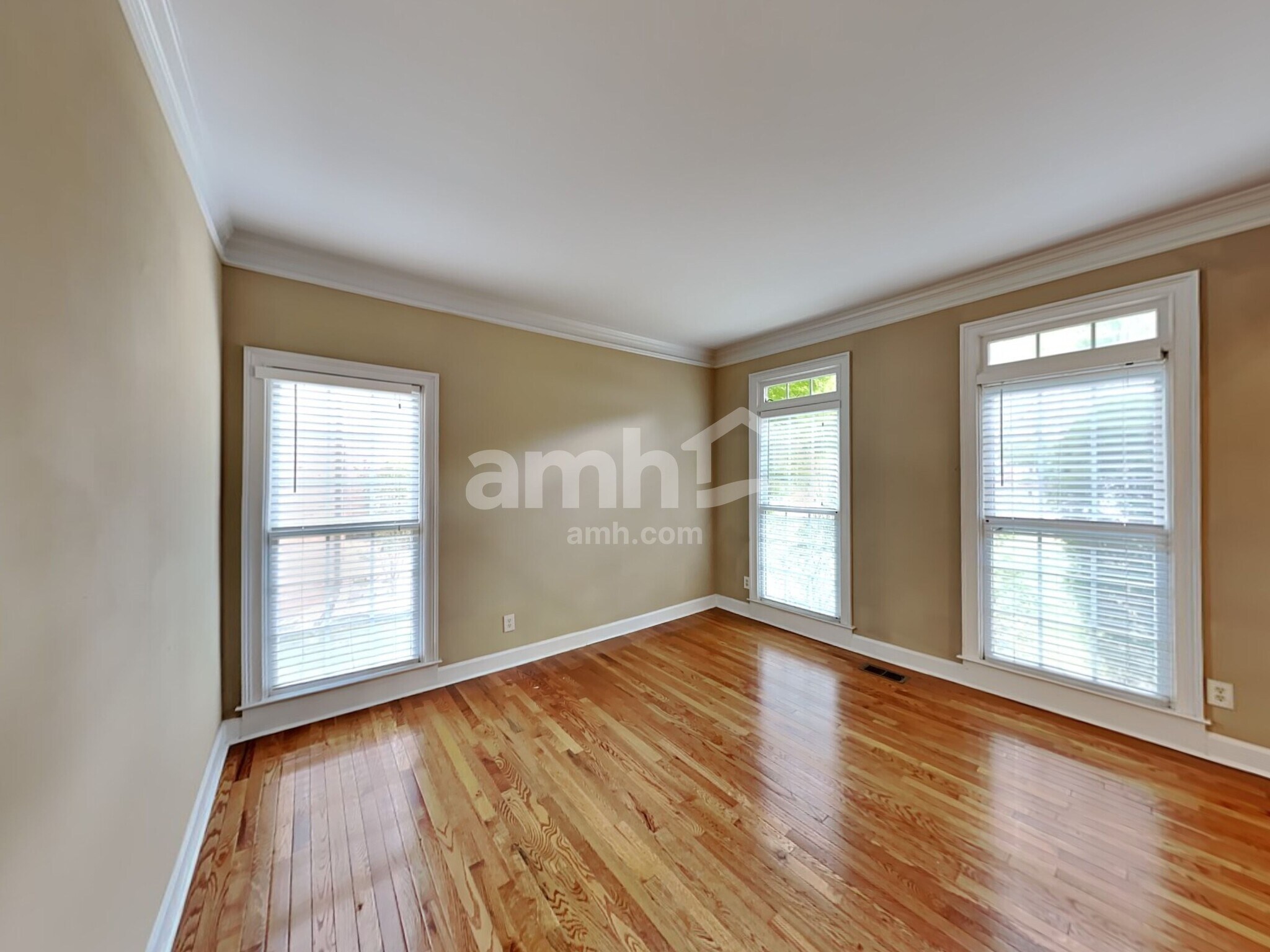 Building Photo - 4727 Cedar Wood Dr SW