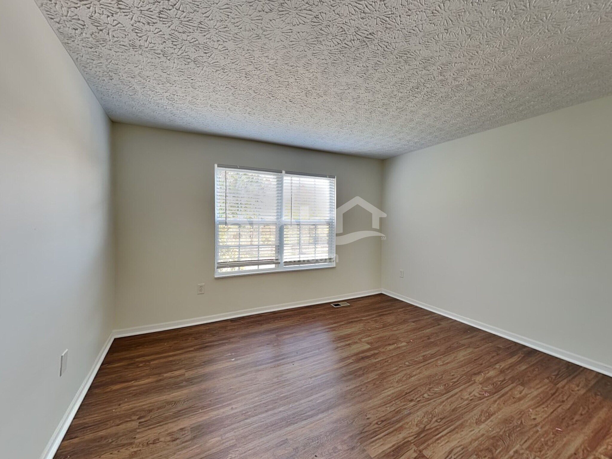 Building Photo - 857 Cedar Run Dr