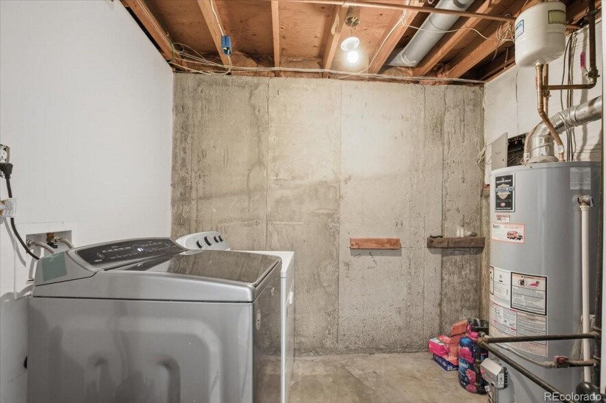 Building Photo - 63 Winona Ct