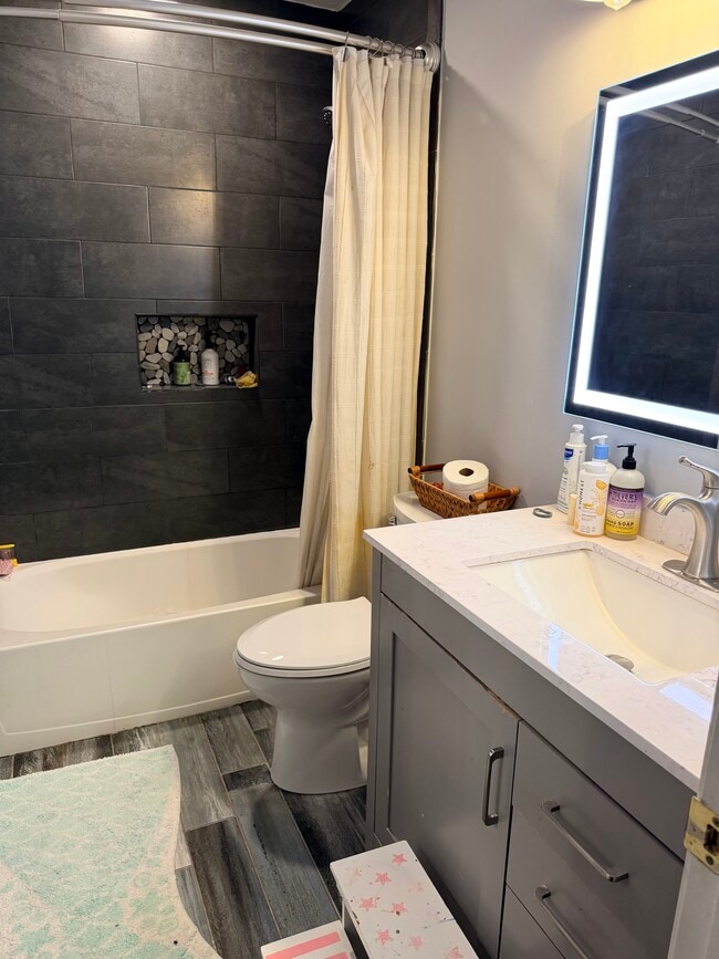 Building Photo - 12384 Brown Fox Way