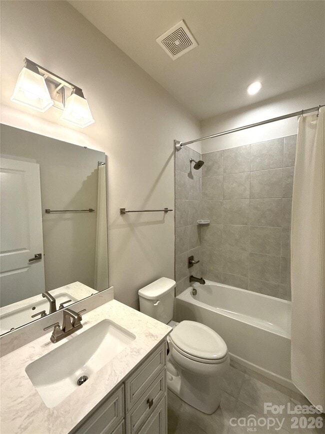 Building Photo - 324 Chattooga Wy