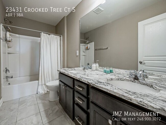 Building Photo - 23431 Crooked Tree Ct S