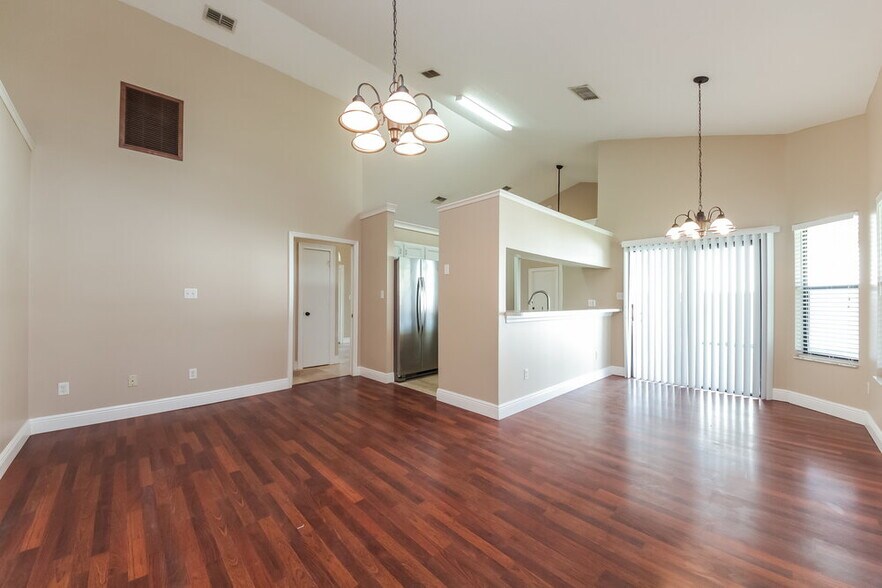 Building Photo - 1633 Liggins Ave