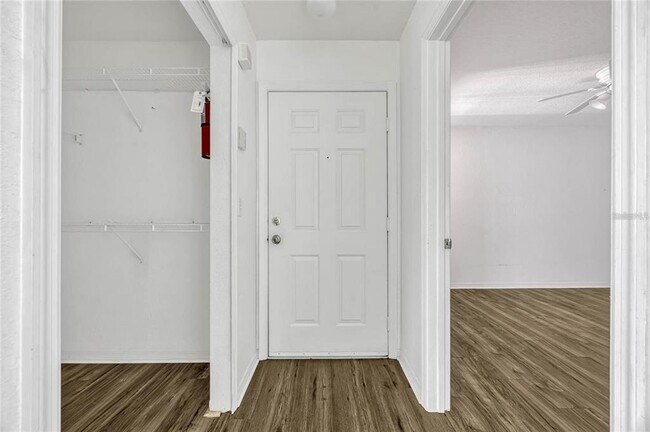 Building Photo - 2314 Mid Town Terrace