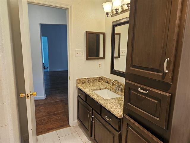 Building Photo - 809 Harvest Glen Dr