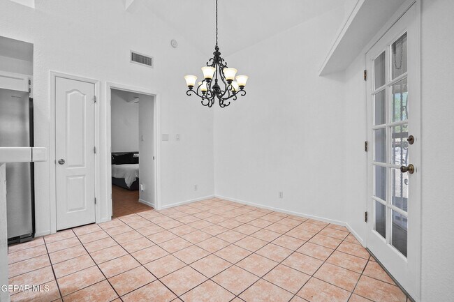 Building Photo - 1029 Chiricahua Dr