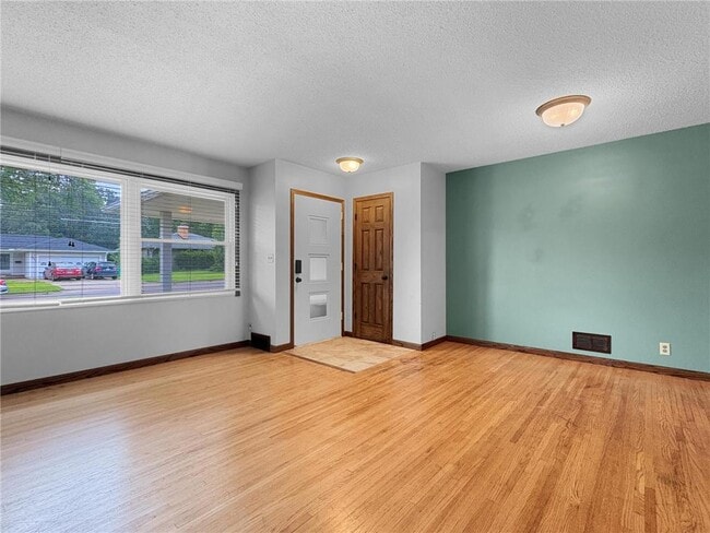 Building Photo - 7110 W 23rd St