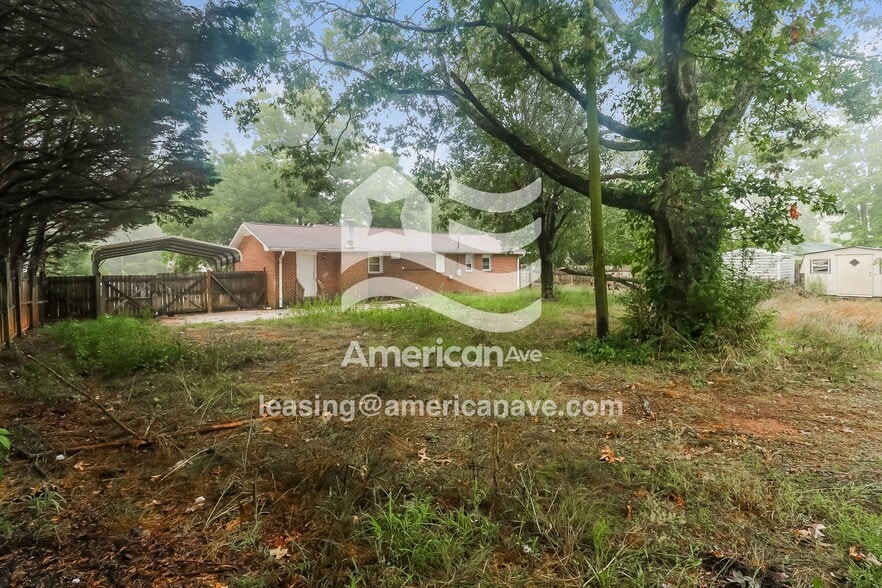 Building Photo - 138 Cliffwood Cir