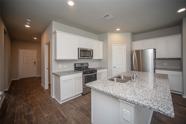 Building Photo - 14086 Sharktooth Hill Ln