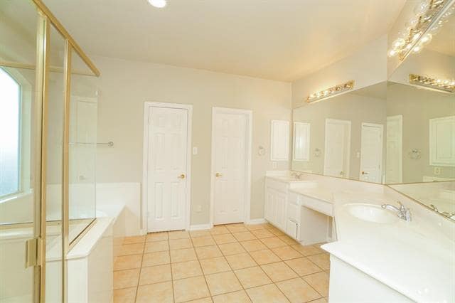 Building Photo - 4345 Benton Elm Dr