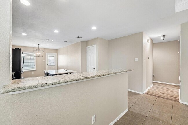 Building Photo - 9209 Bowfield Dr