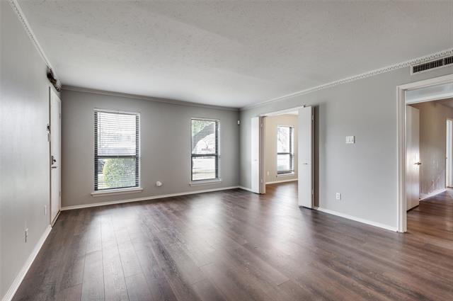 Building Photo - 11310 Park Central Pl