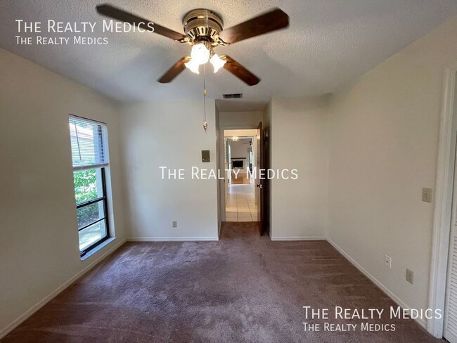 Building Photo - 1168 E Winged Foot Cir