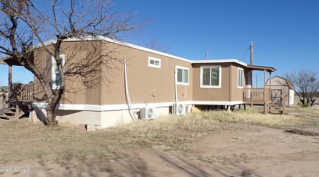 Building Photo - 4849 S Ricardo Dr