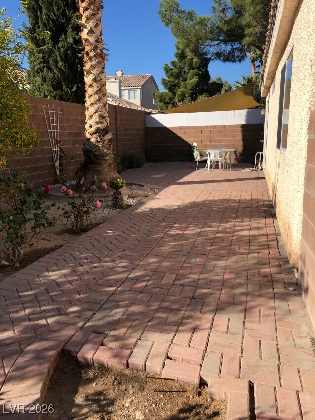 Building Photo - 1855 Trigger Way