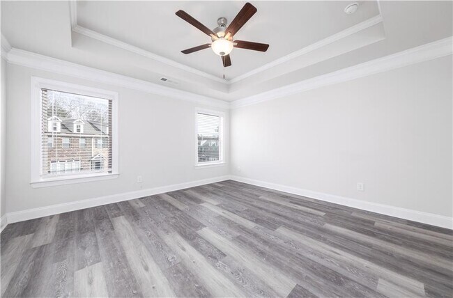 Building Photo - 1313 Harris Way S