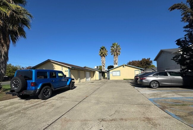 Primary Photo - Great Location! 3BD and 2BA.