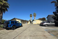 Building Photo - Great Location! 3BD and 2BA.