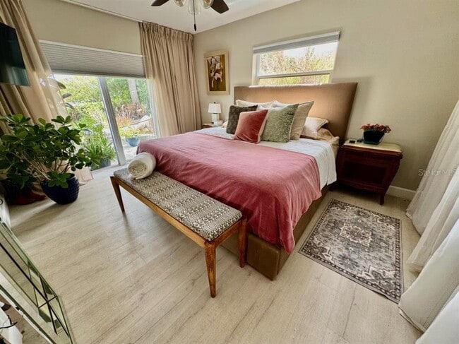 Building Photo - 1815 Barker Dr