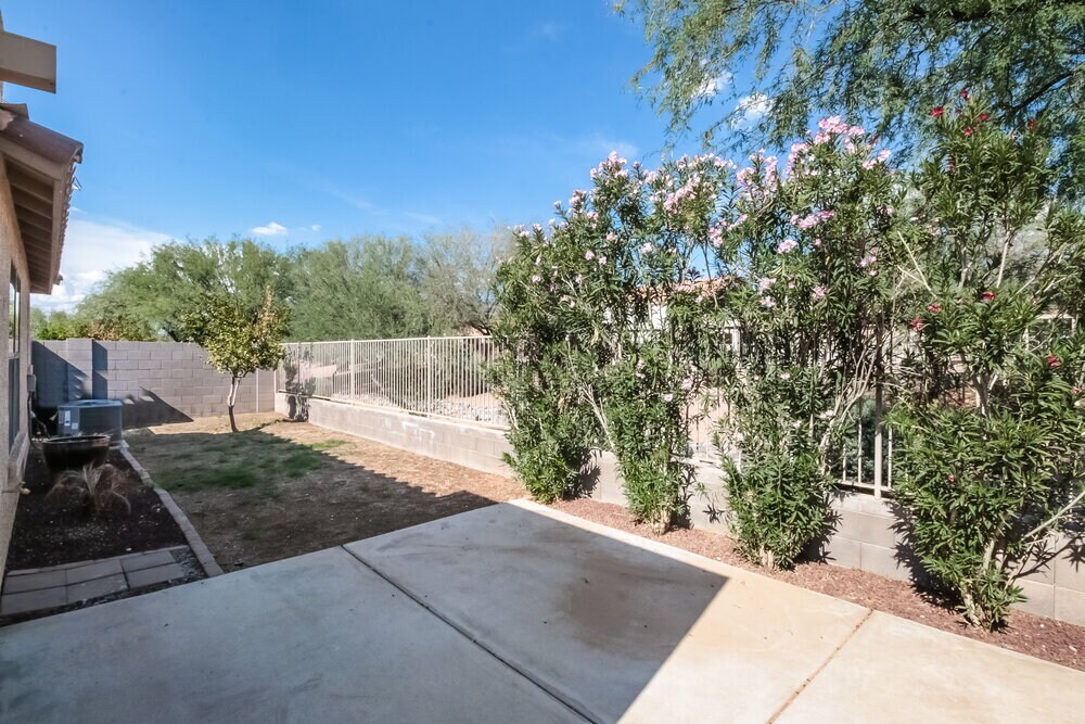 Building Photo - 3121 S Mandy