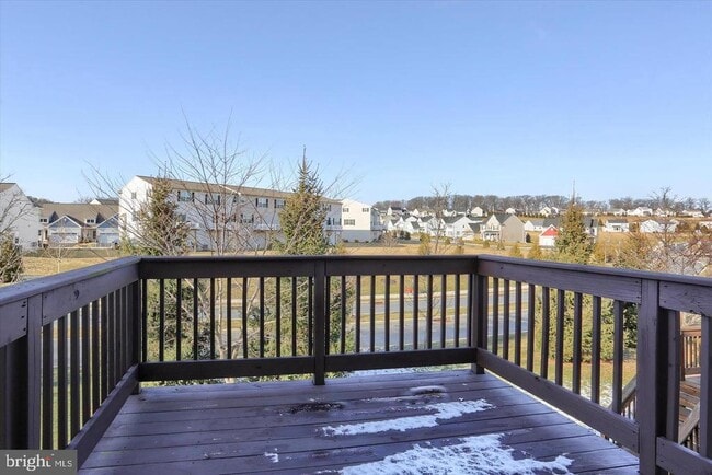 Building Photo - 723 Jonathan Ct