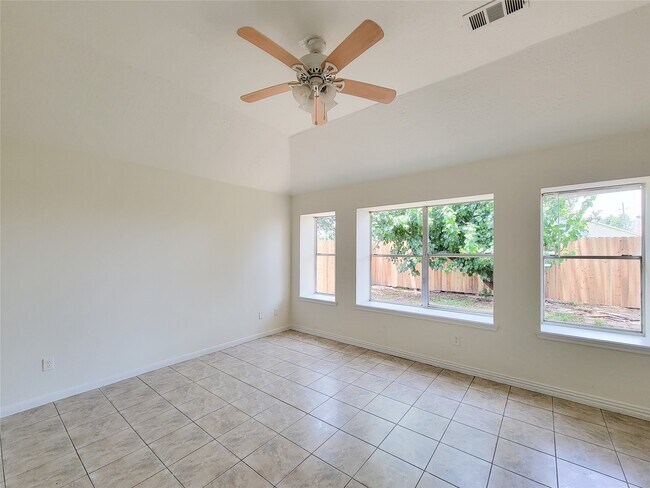 Building Photo - 3307 Pine Dust Ln