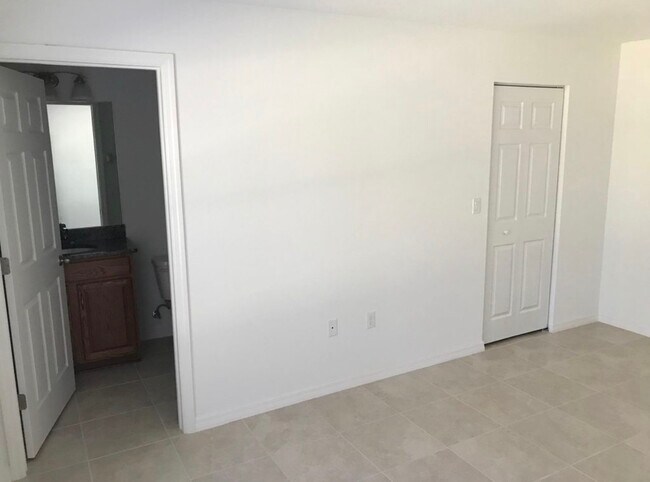 Building Photo - 59 Seattle Trail