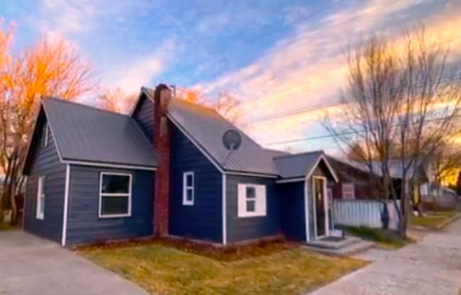 Building Photo - 1252 Sage Ave