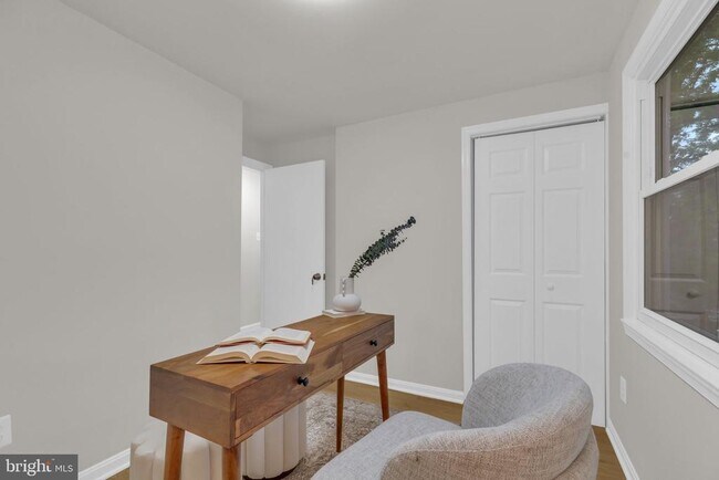 Building Photo - 3046 Talking Rock Dr