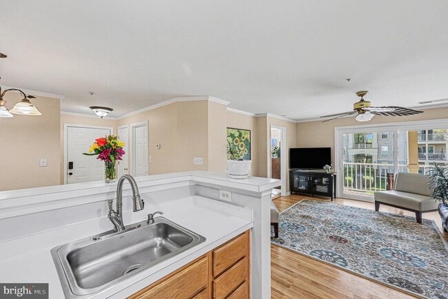 Building Photo - 1067 Gardenview Loop