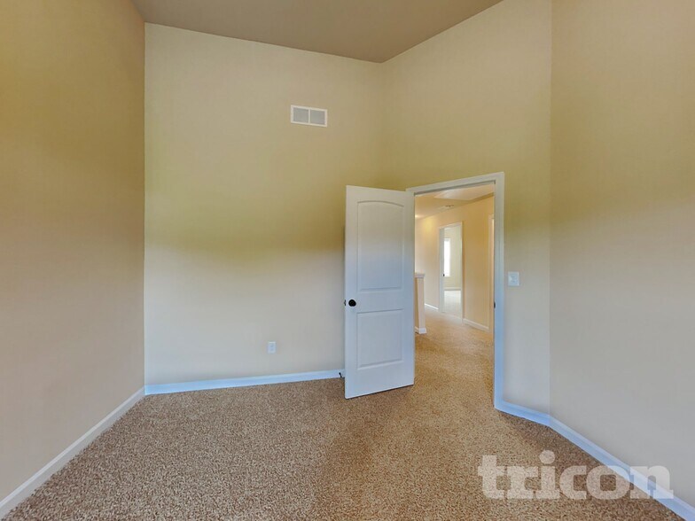 Building Photo - 118 Massey Ln