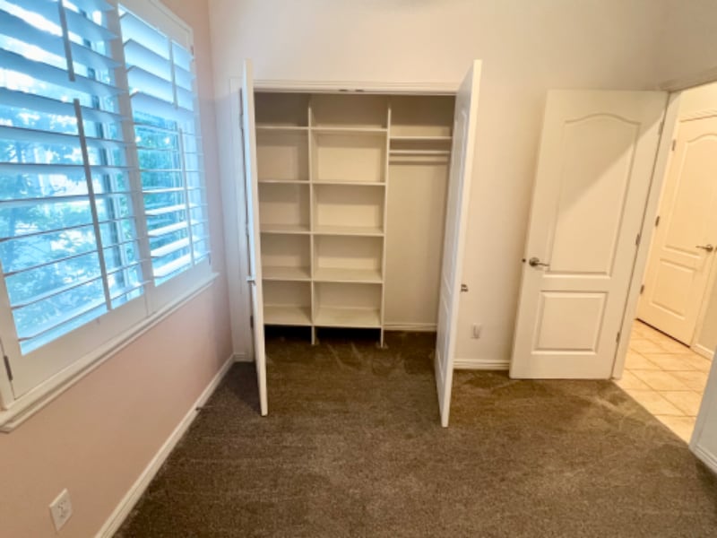 Building Photo - 1562 W 10 S