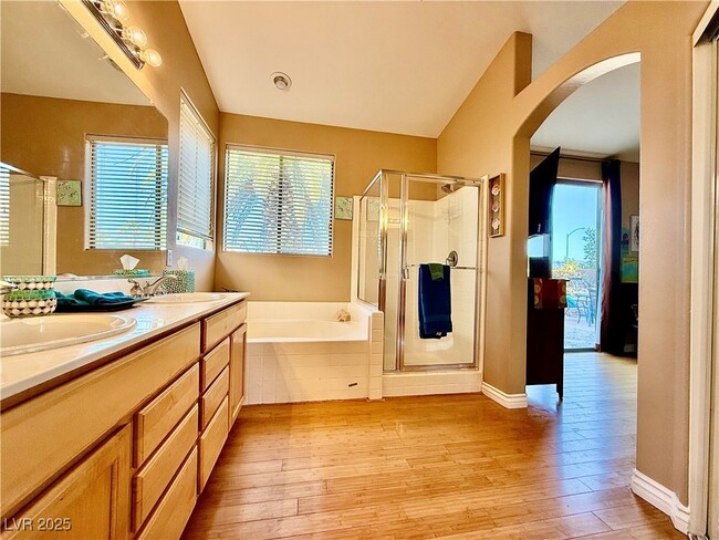 Building Photo - 5116 Whisper Lake Dr