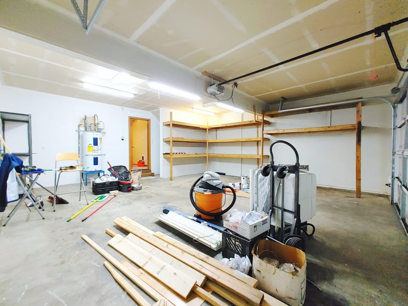 Building Photo - 1821 Fairview St NE