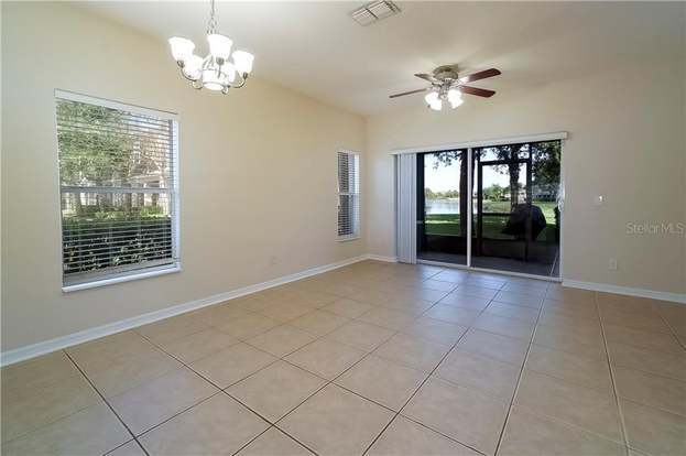 Building Photo - 10325 Manderley Way