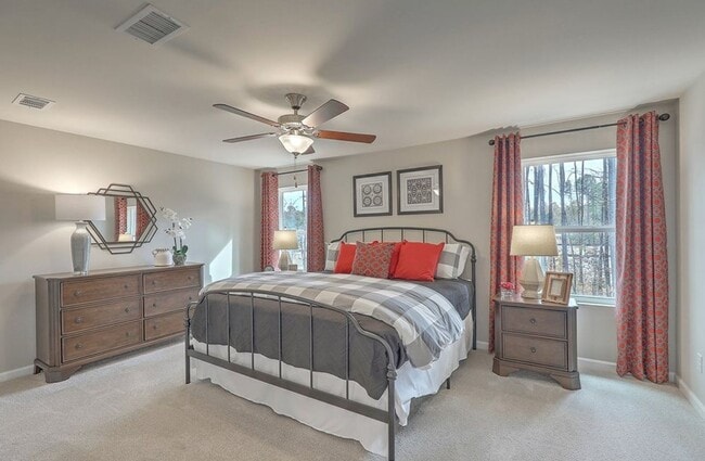 Building Photo - 102 Benelli Dr