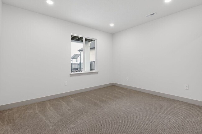 Building Photo - Charming 3BR/ 2Bath (Basement Apartment) in Lehi